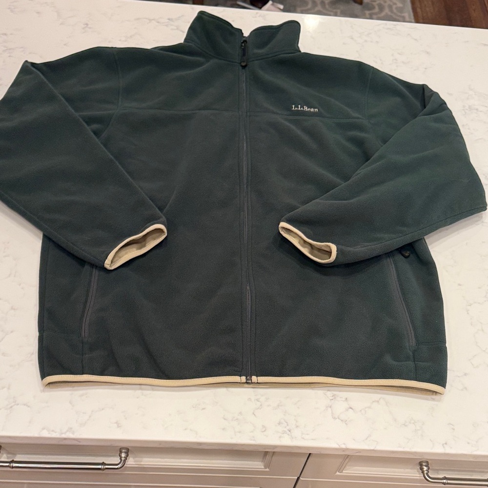 L.L. Bean Men's Dark Green Fleece Jacket